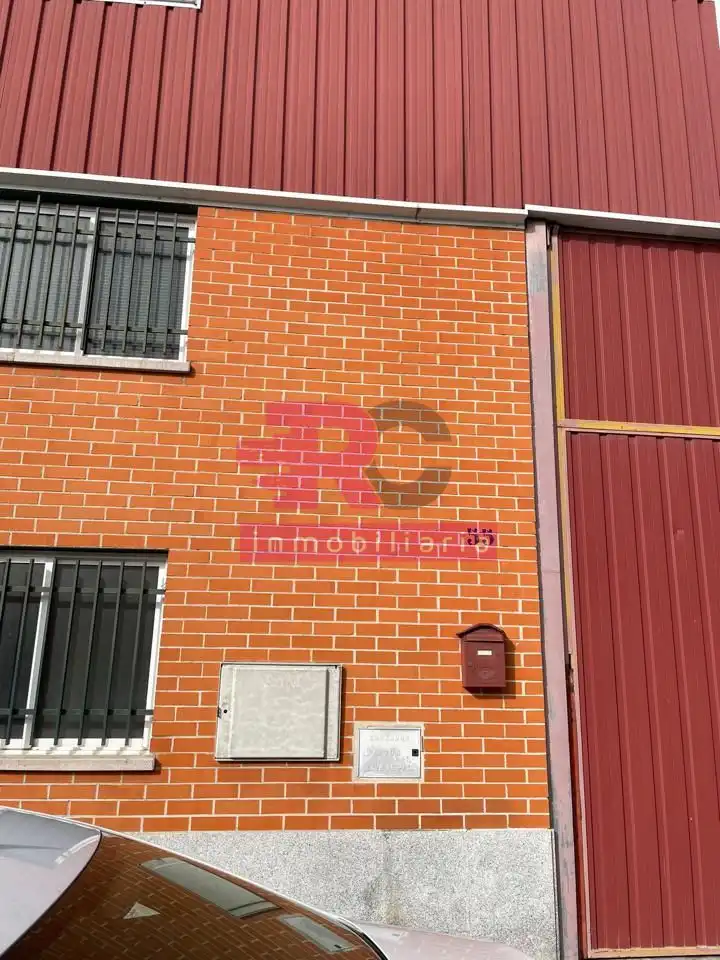 Industriegebäude zum Verkauf in Villares de la Reina, imagen 2