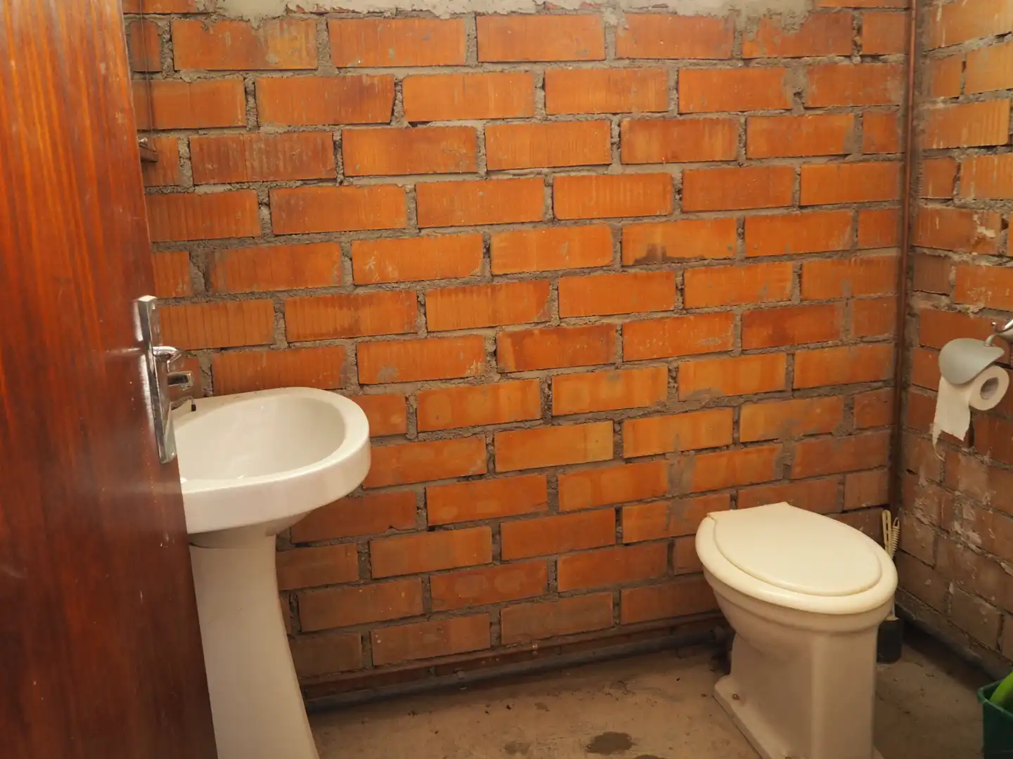 Badezimmer von Grundstücke zum Verkauf in Flix