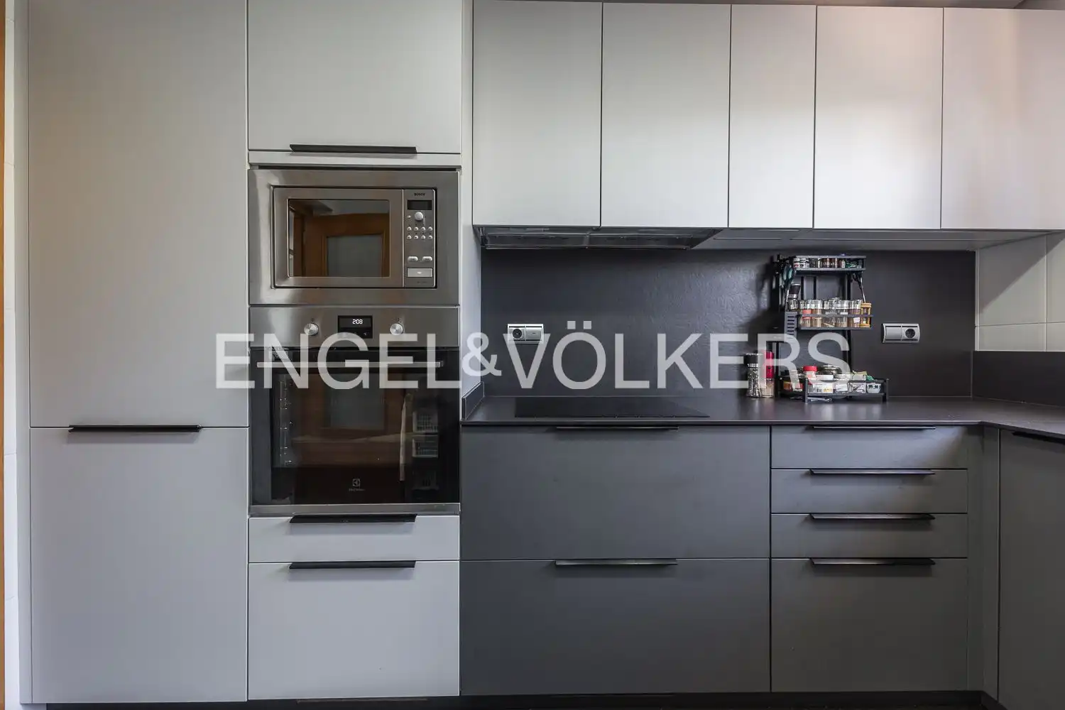 Cocina de Casa o chalet en venta en Dénia con Aire acondicionado, Calefacción y Jardín privado