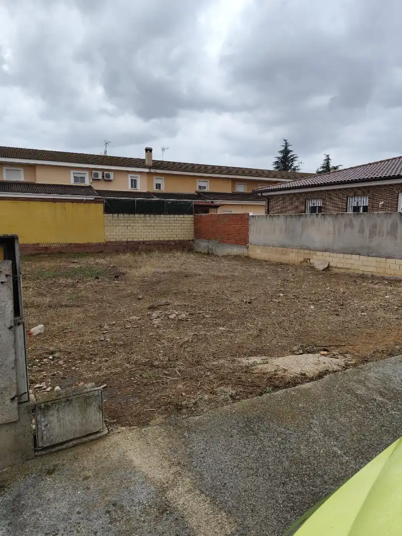 Residential zum Verkauf in Calera y Chozas