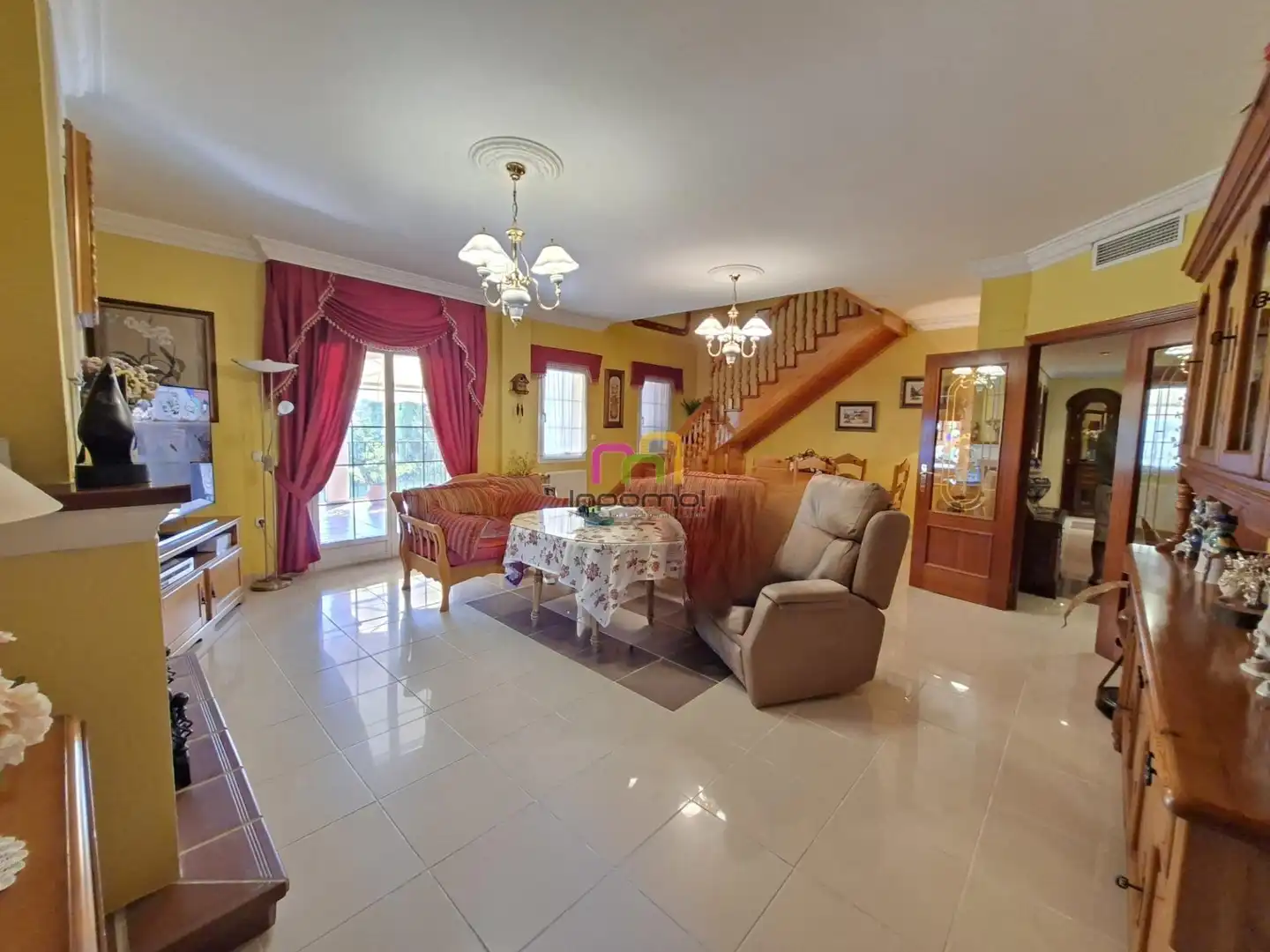 Sala de estar de Casa o chalet en venta en Badajoz con Aire acondicionado, Calefacción y Jardín privado