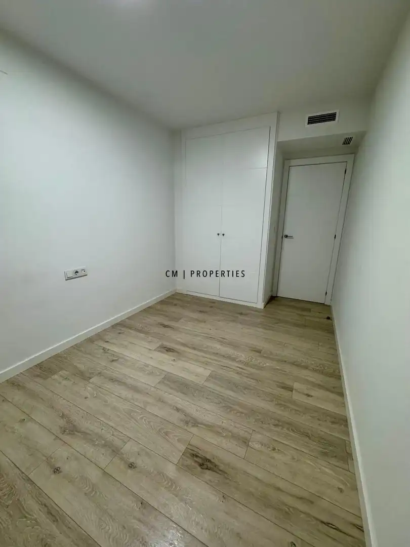 Habitación de Piso de alquiler en Valencia con Aire acondicionado, Calefacción y Parquet