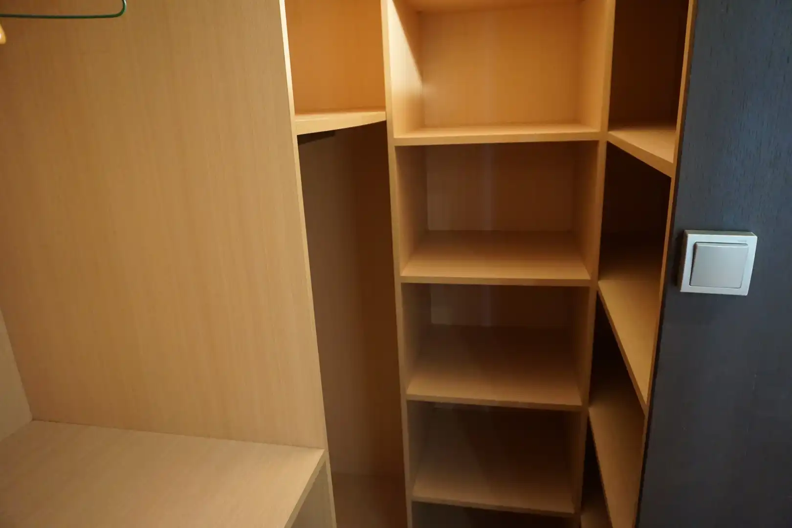 Habitación de Piso en venta en Basauri  con Calefacción, Amueblado y Horno