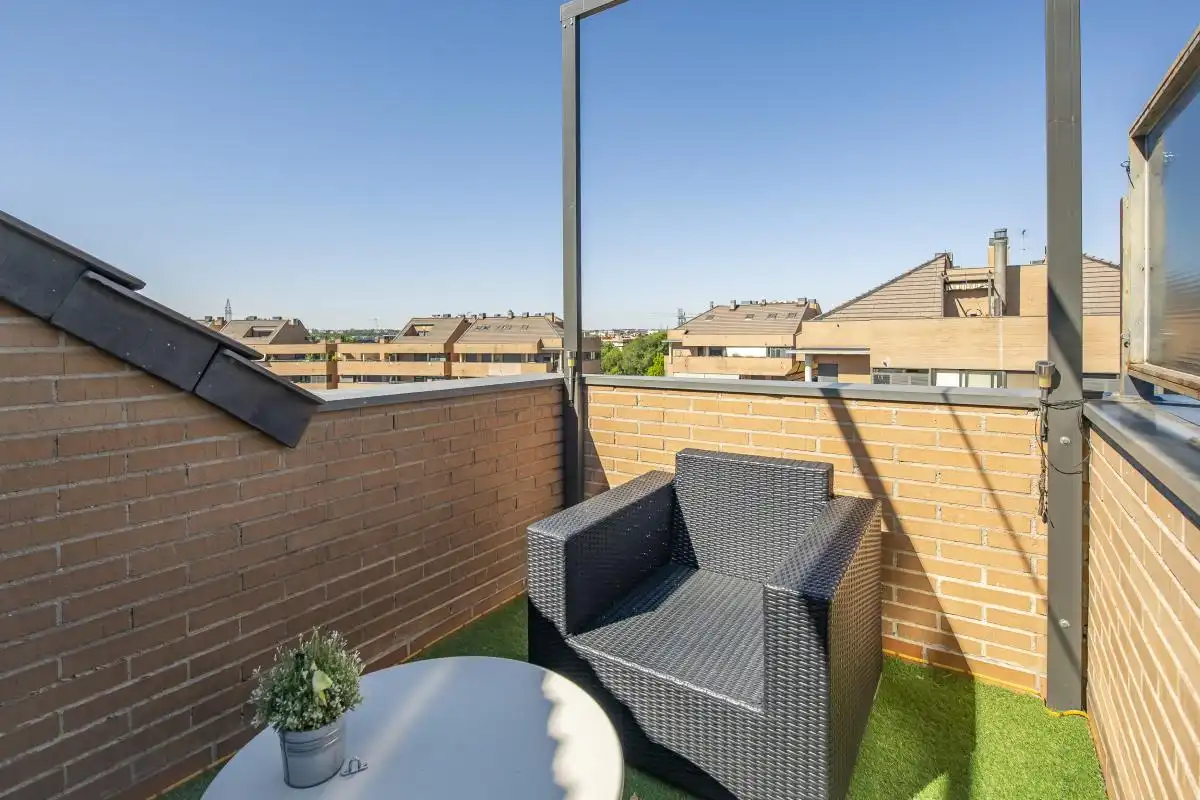 Terrassa de Àtic en venda en Pozuelo de Alarcón amb Aire condicionat, Calefacció i Jardí privat