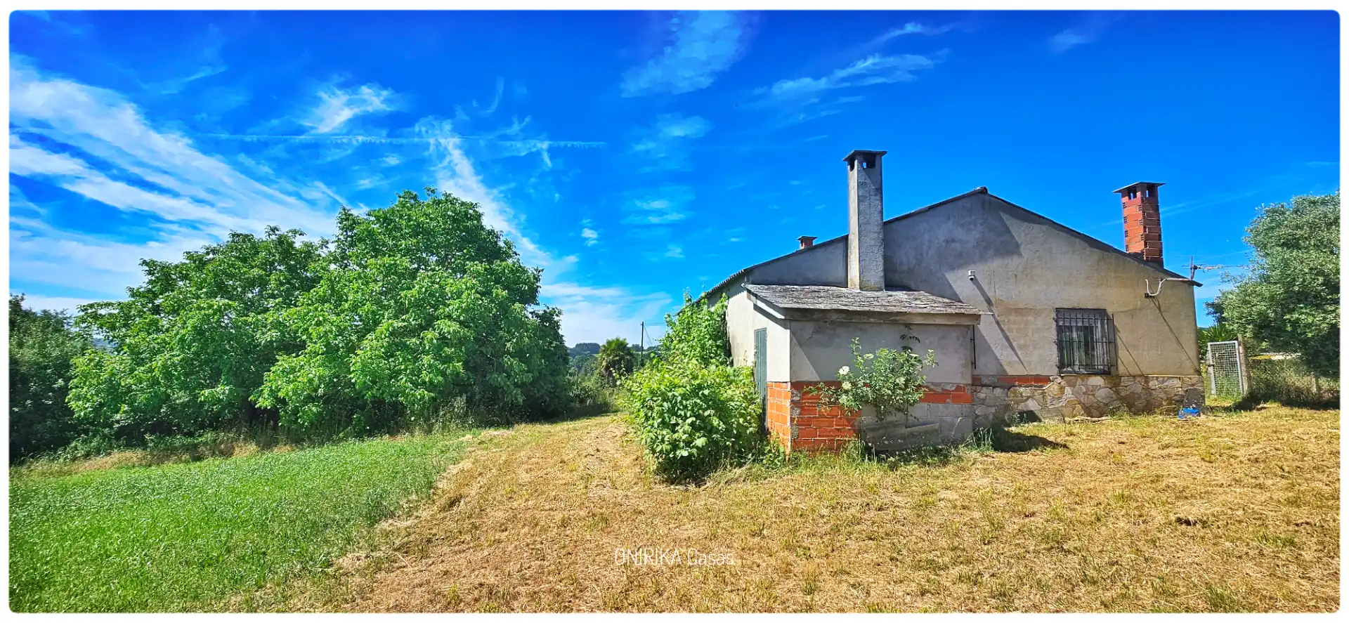 Houses for sale in Sarria  with Private garden, Storage room and Furnished