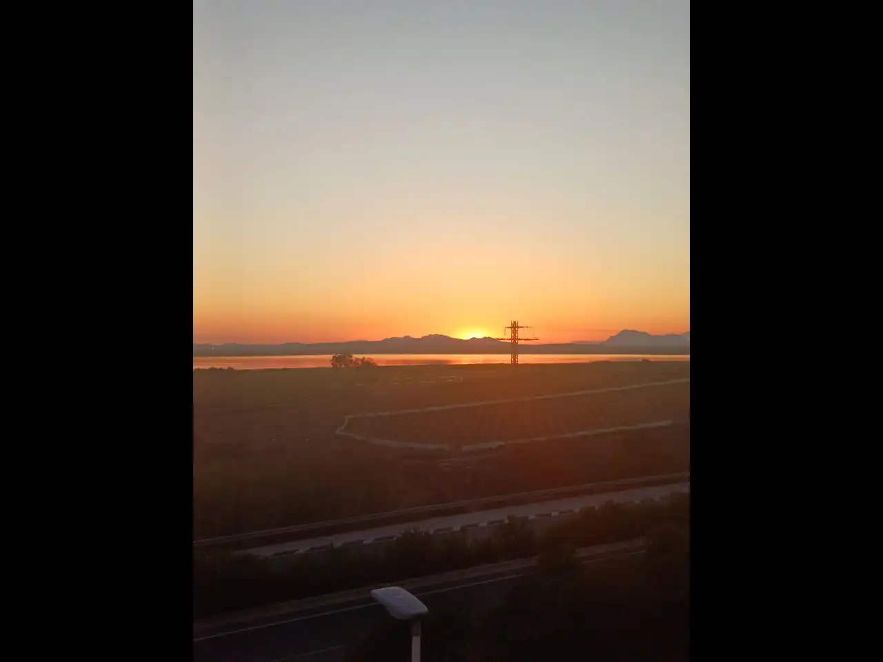 Vista exterior de Estudio en venta en Torrevieja con Calefacción, Amueblado y Horno
