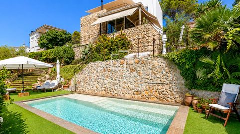 Espectacular villa de 4 habitaciones con piscina en Olivella, imagen 2