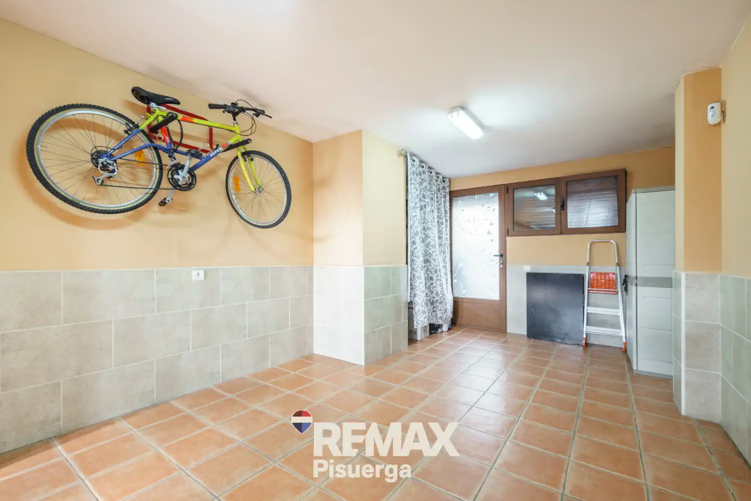Casa o chalet en venta en Laguna de Duero con Aire acondicionado, Calefacción y Jardín privado