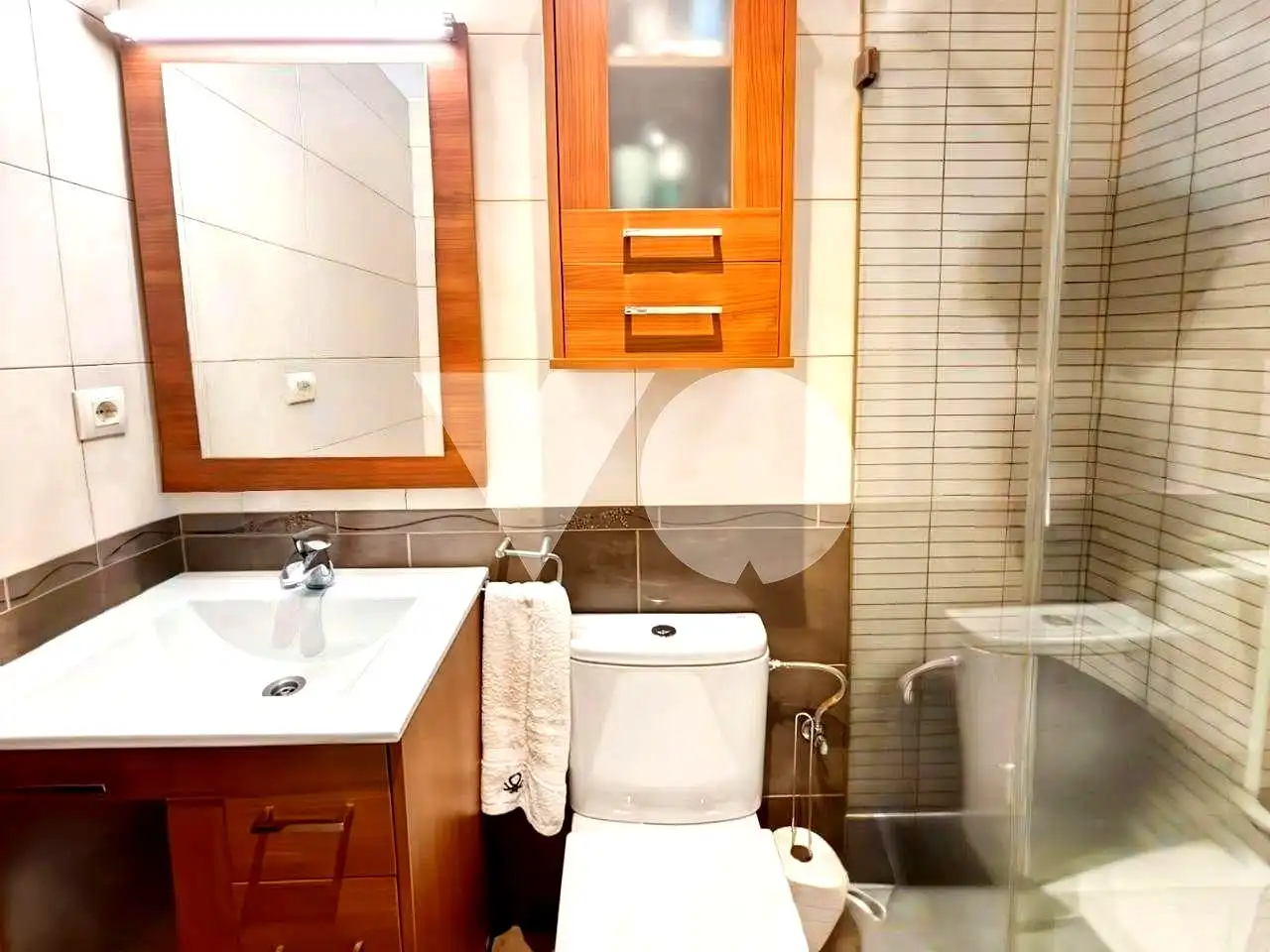 Baño de Piso en venta en Madrid con Aire acondicionado, Calefacción y Amueblado