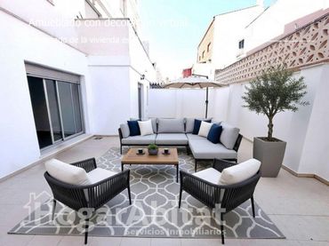 Flat with lift for sale in Calle CARCALI