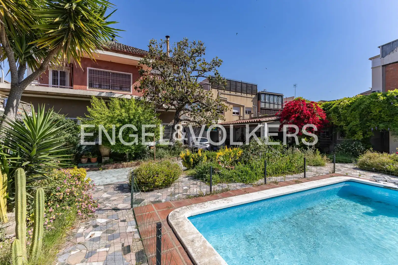 Exterior view of Houses for sale in El Prat de Llobregat  with Heating, Private garden and Terrace