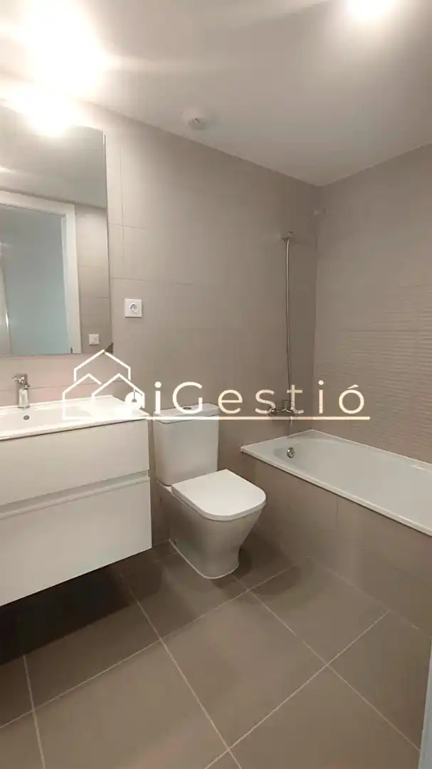 Àtic amb piscina de lloguer a Carrer de Francesc Macià, imagen 11