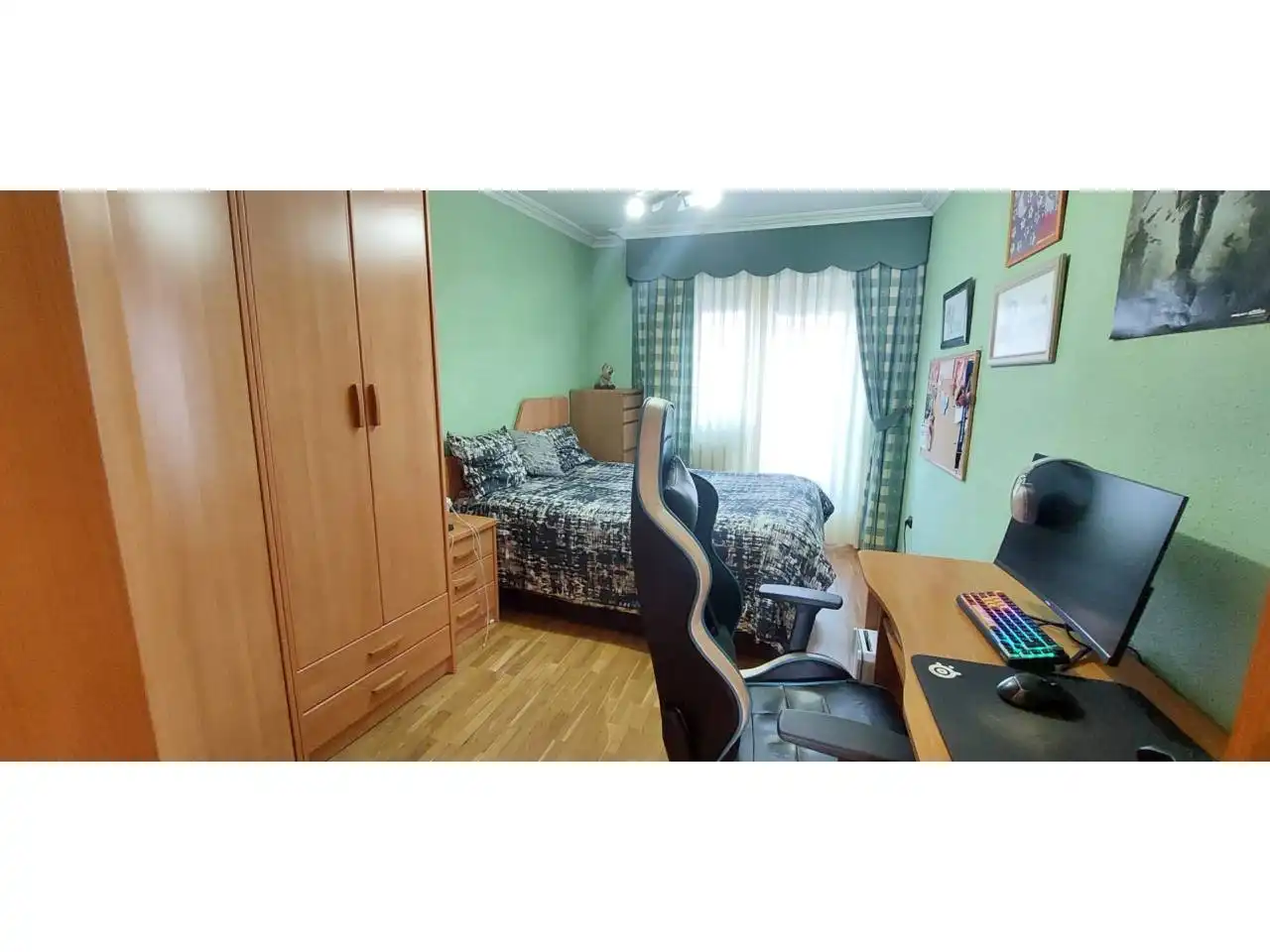 Schlafzimmer von Wohnung zum Verkauf in Villaquilambre mit Heizung und Balkon