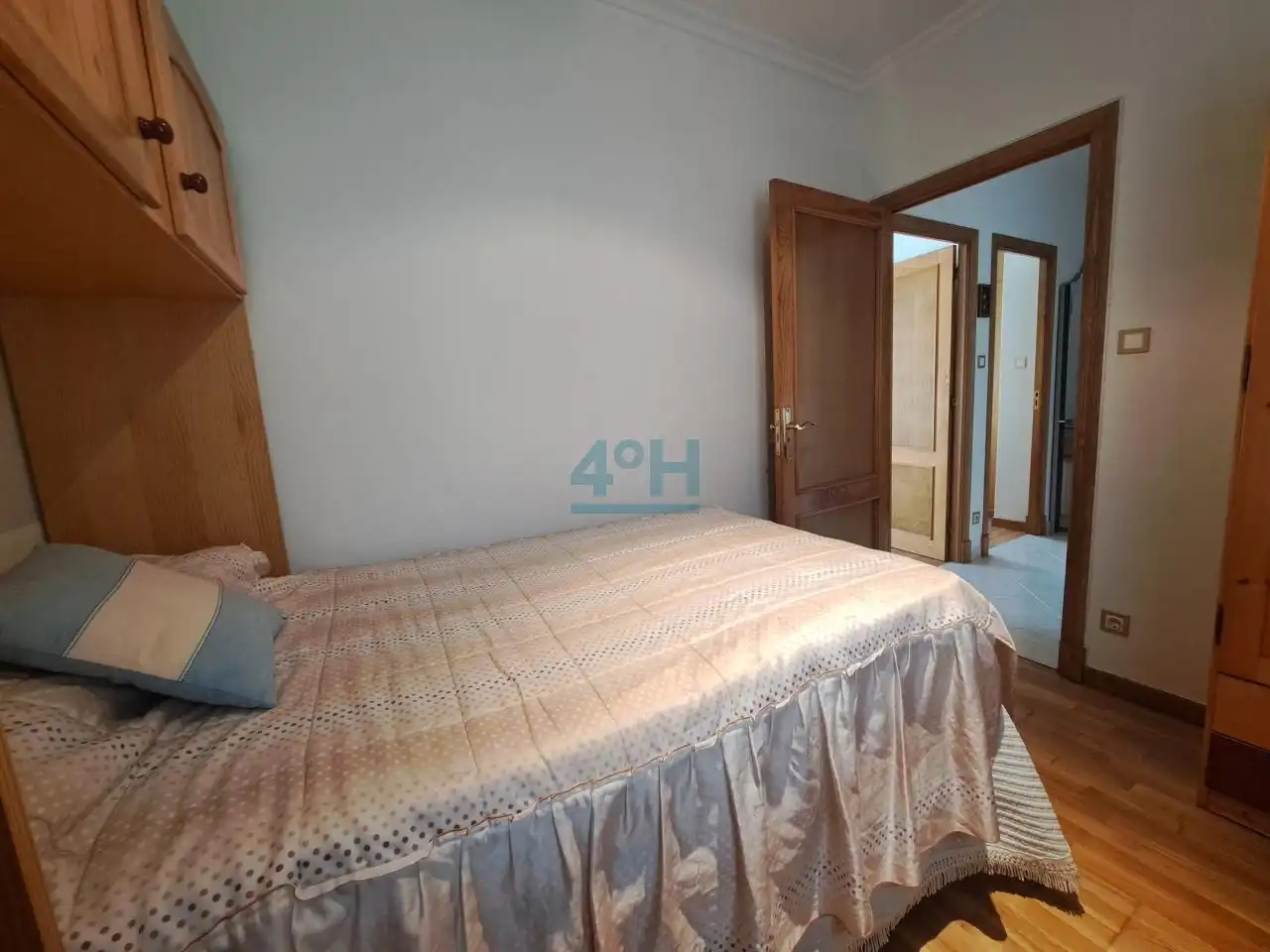 Bedroom of Flat for sale in Ourense Capital   with Heating, Storage room and Furnished