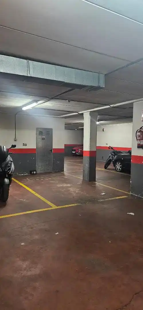 Parkplatz von Garage zur Miete in Palencia