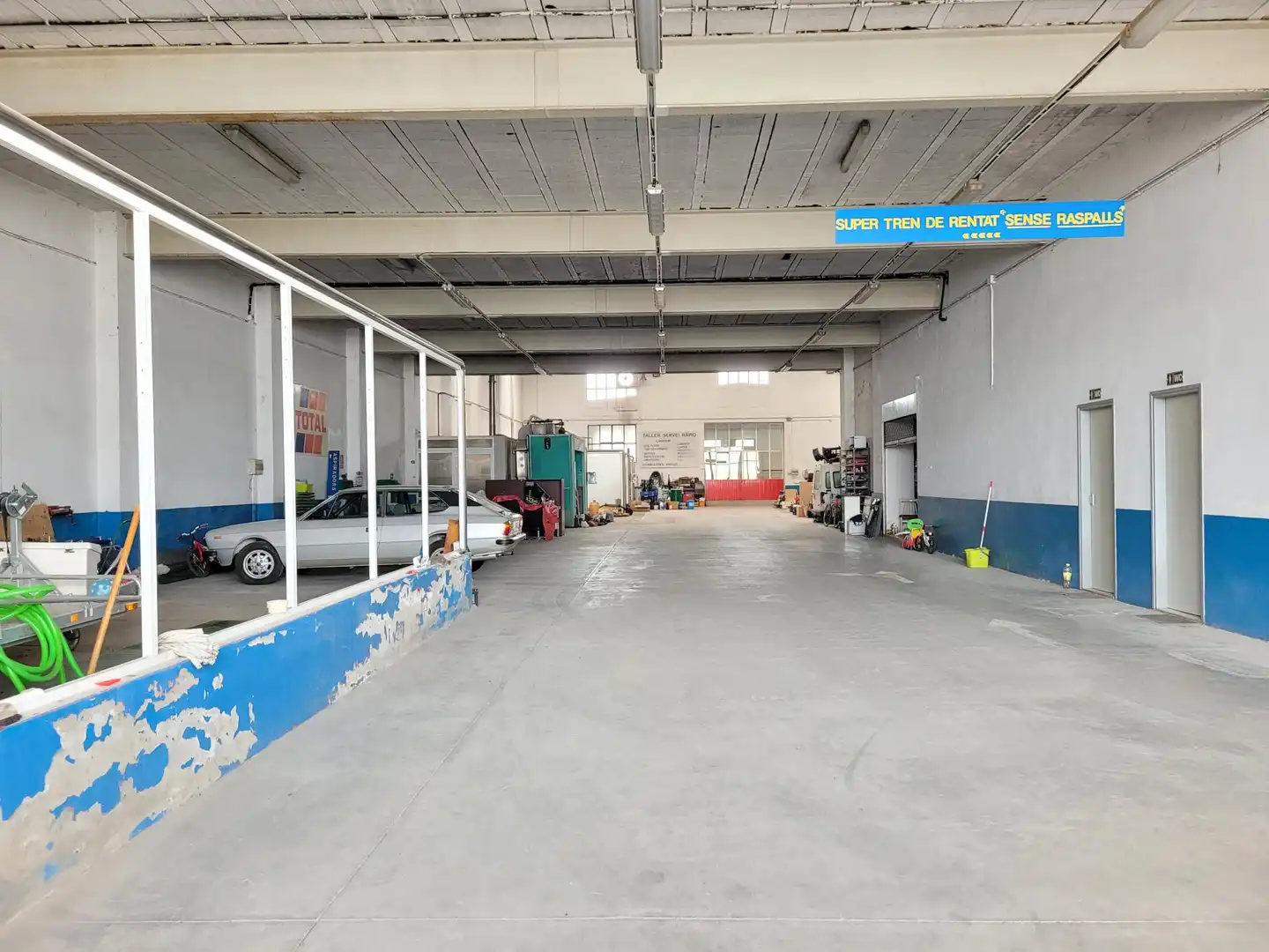 Nave industrial en alquiler en Lluís Millet 2A, imagen 2
