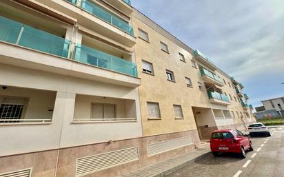 Vista exterior de Pis en venda en Orihuela amb Aire condicionat i Balcó