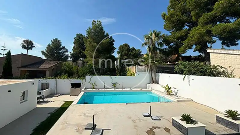 Piscina de Casa o chalet en venta en Turís con Calefacción, Jardín privado y Terraza