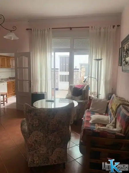 Sala d'estar de Casa o xalet en venda en Linares amb Terrassa i Balcó