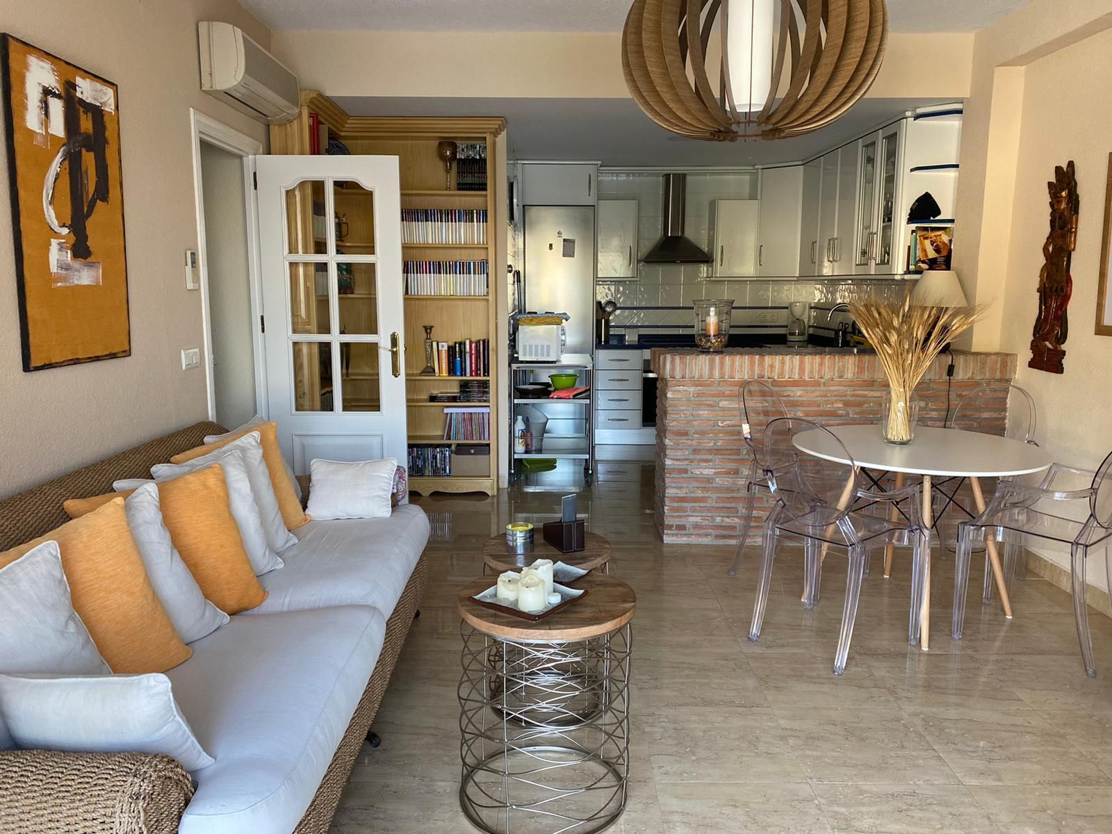 Living room of Single-family semi-detached to rent in Almuñécar  with Air Conditioner, Heating and Terrace