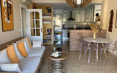 Living room of Single-family semi-detached to rent in Almuñécar  with Air Conditioner and Terrace