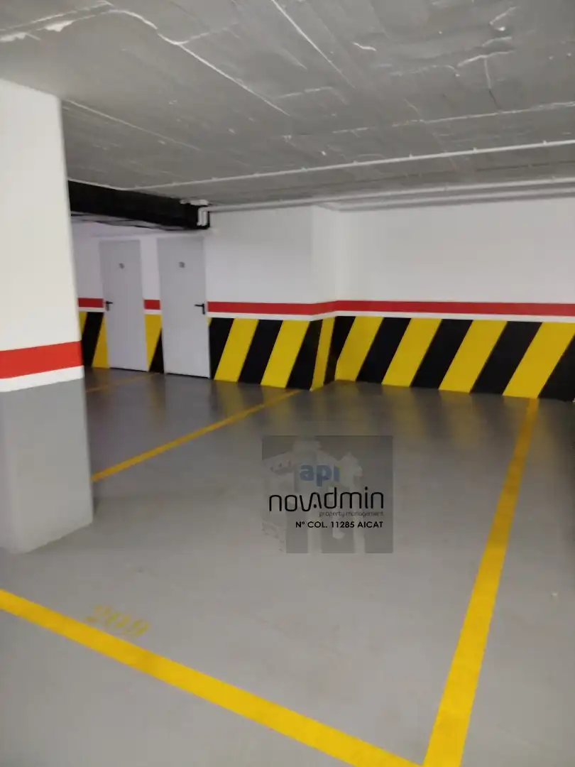 Parkplatz von Garage zur Miete in Lleida