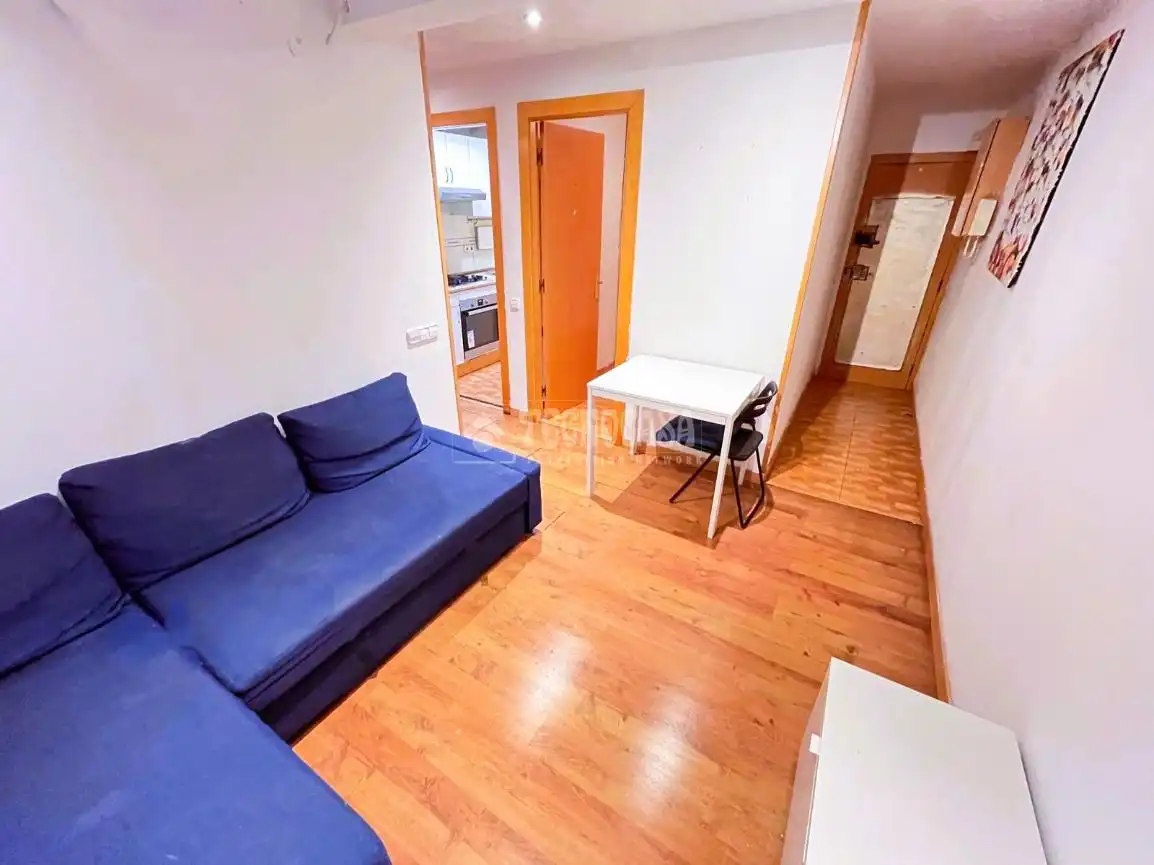 Sala de estar de Piso en venta en L'Hospitalet de Llobregat con Trastero