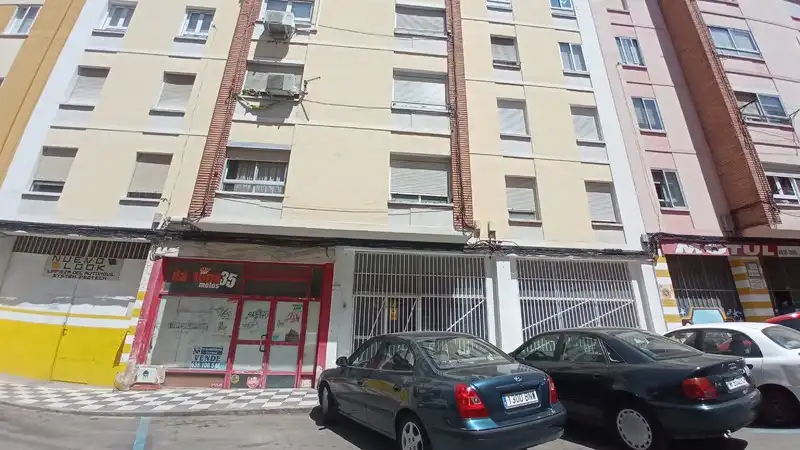 Local comercial en venda a CAÑETE, imagen 2