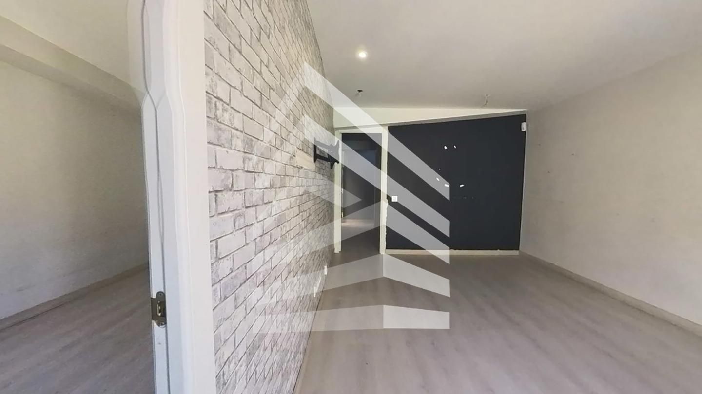 Flat for sale in  Barcelona Capital  with Parquet flooring and Balcony