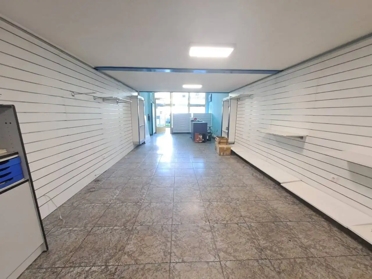 Local comercial en venta en Avenida CANTABRIA, imagen 11
