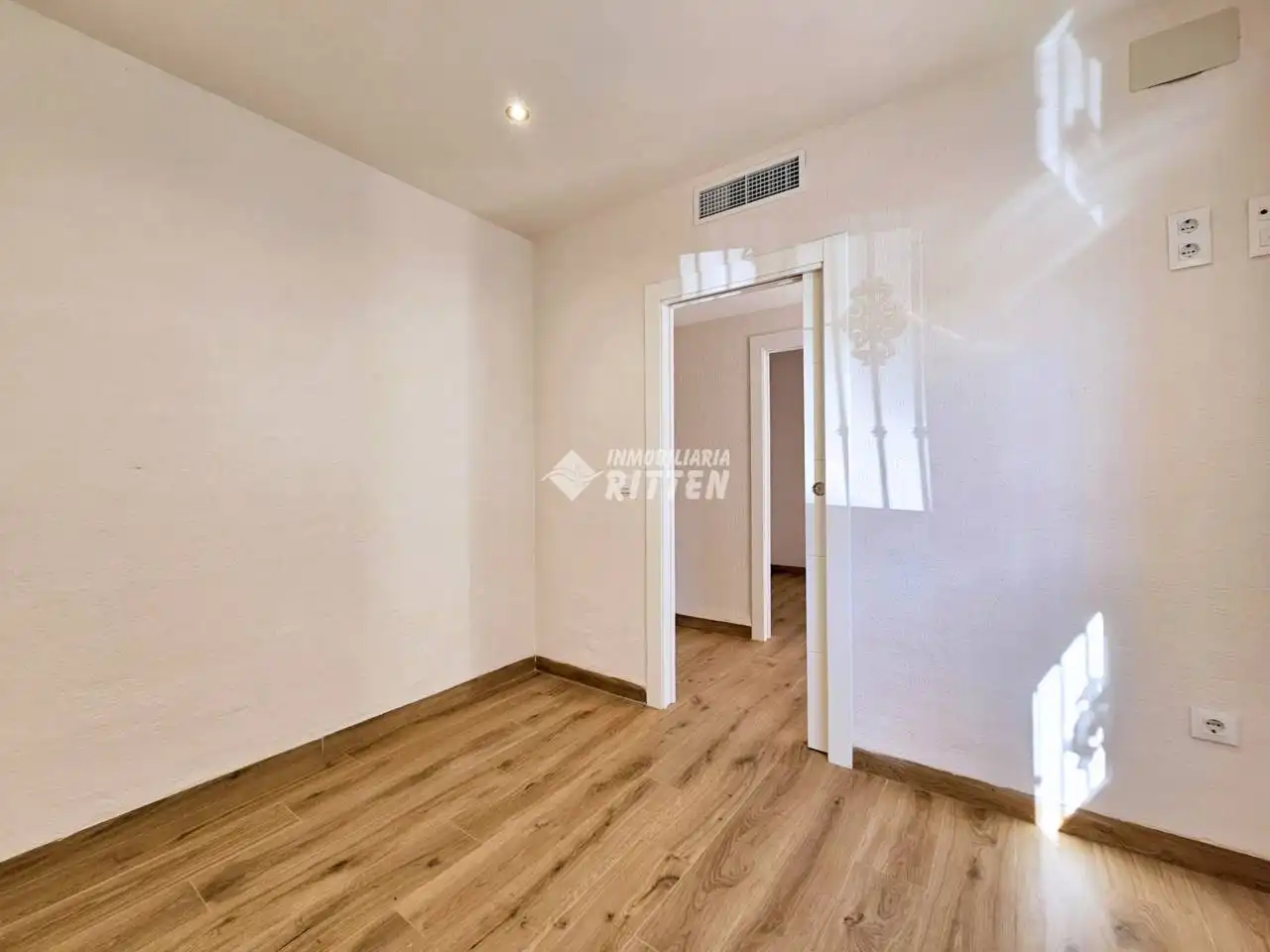 Bedroom of Houses for sale in Cartagena  with Air Conditioner and Terrace