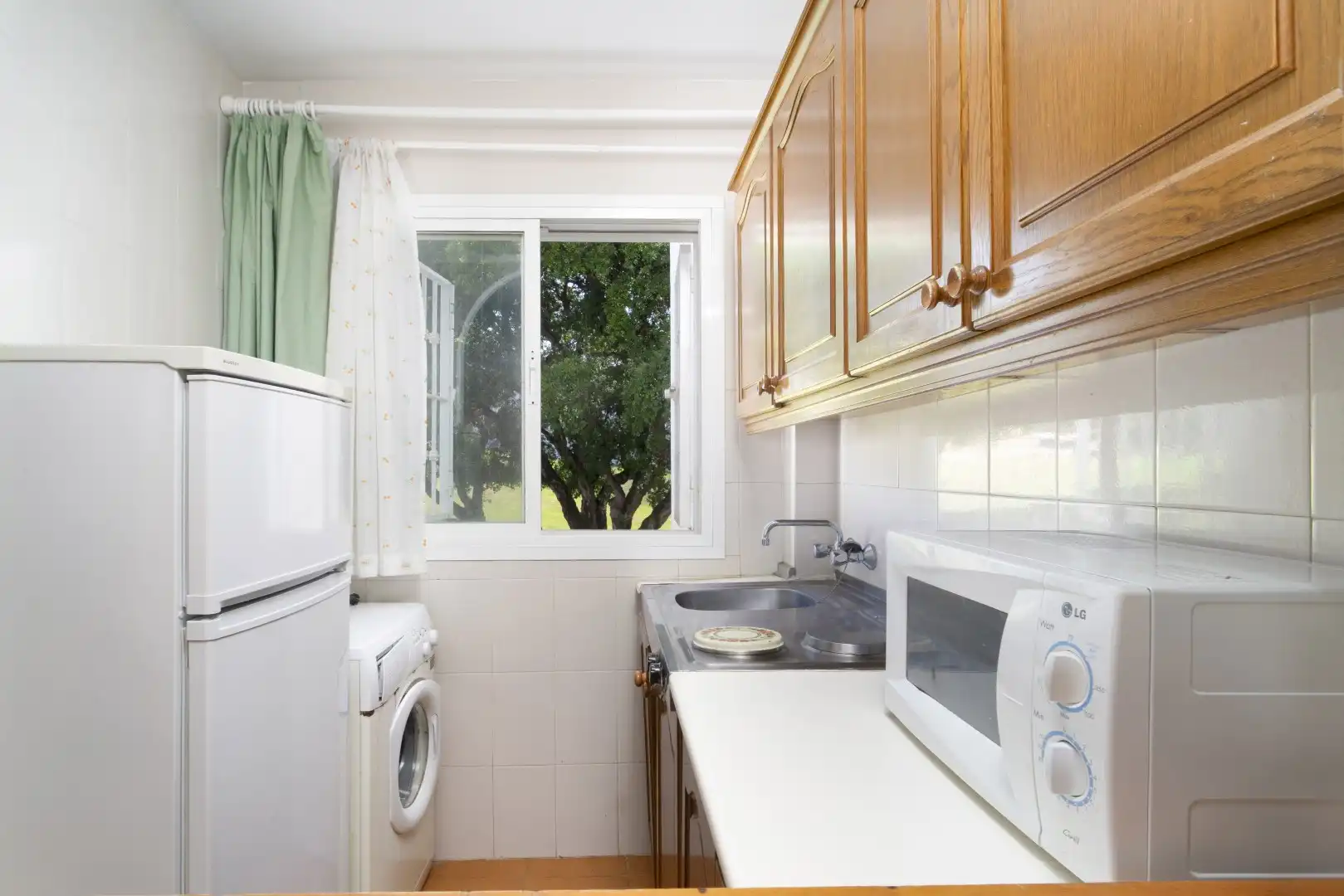 Cocina de Casa adosada en venta en Marbella con Jardín privado, Terraza y Piscina