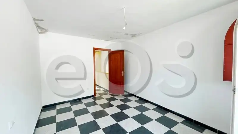 Einfamilien-Reihenhaus zum Verkauf in Cortes de la Frontera