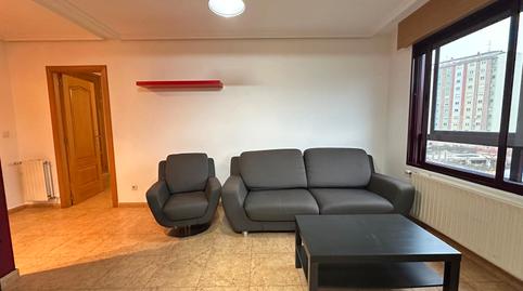 Foto 2 de Apartament en venda a Calle Federico Martínez Varea, Los Vadillos - R. Sanitaria - Pozanos, Burgos Capital