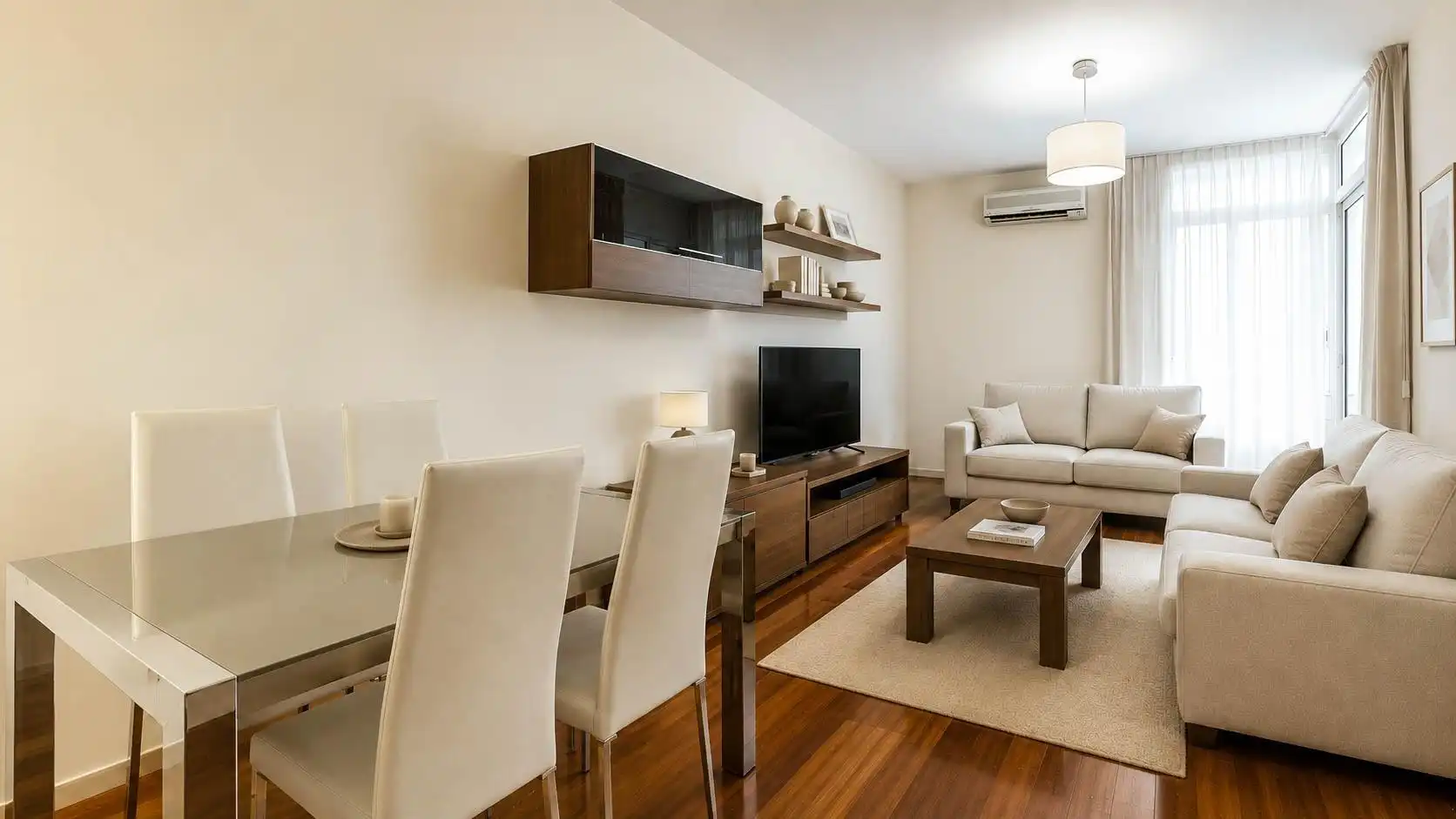 Living room of Flat for sale in Barcelona  with Air Conditioner, Heating and Parquet flooring