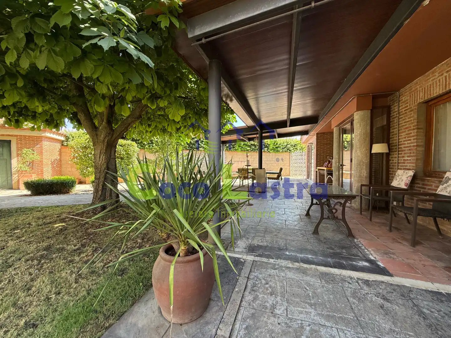 Terrace of Houses for sale in Monterrubio de Armuña  with Air Conditioner, Heating and Private garden