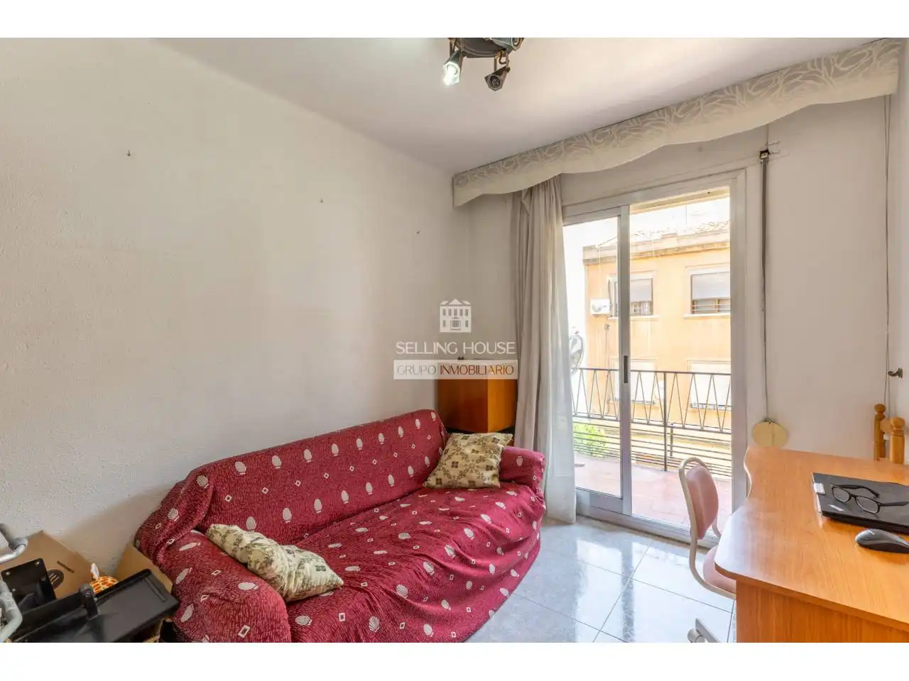 Habitación de Piso en venta en Mislata con Amueblado y Balcón