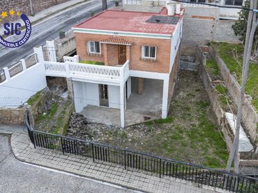 Casa amb jardí en venda a Serra - CL VALENCIA
