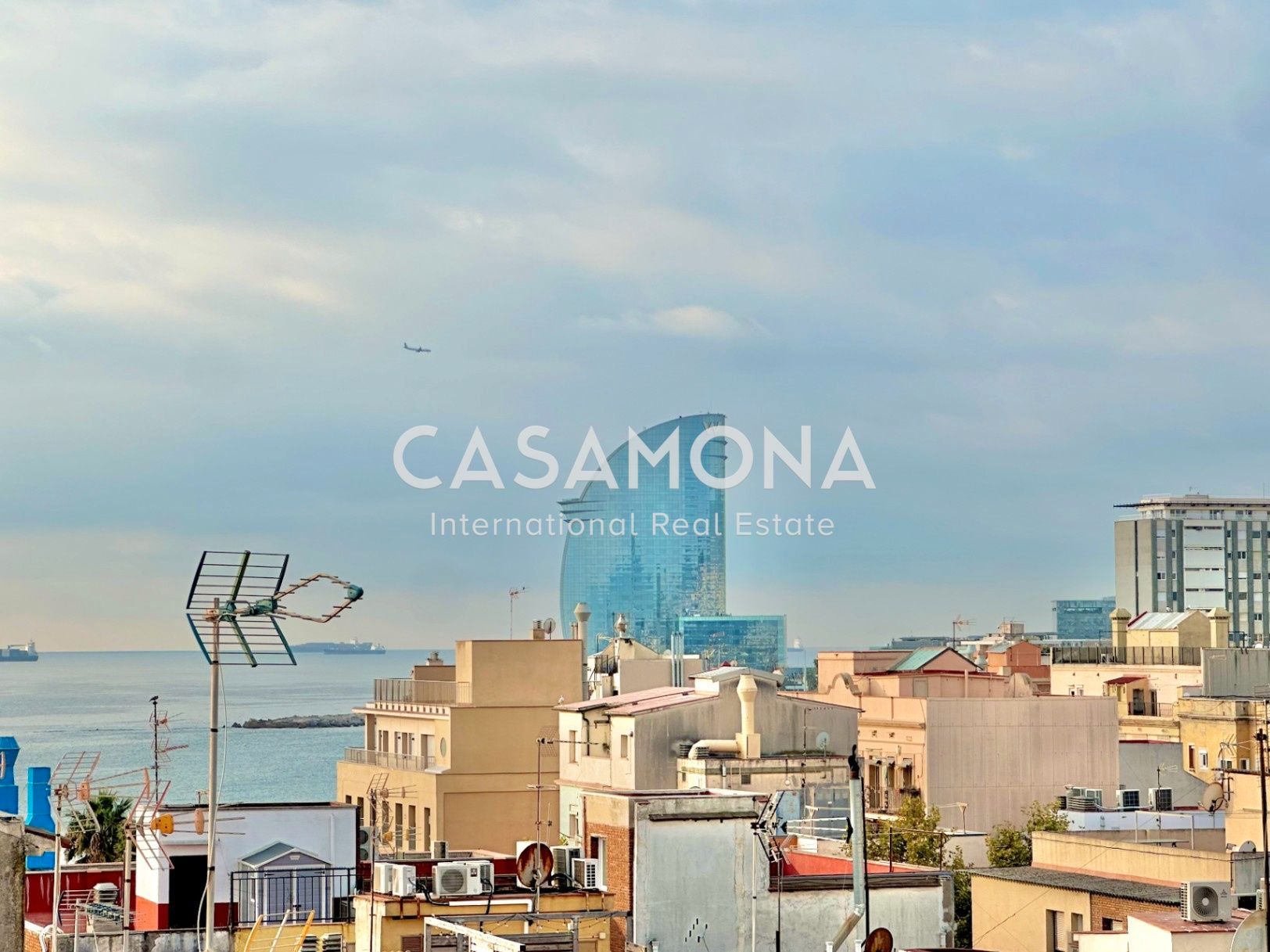 Vista exterior de Apartament en venda en  Barcelona Capital amb Terrassa i Balcó