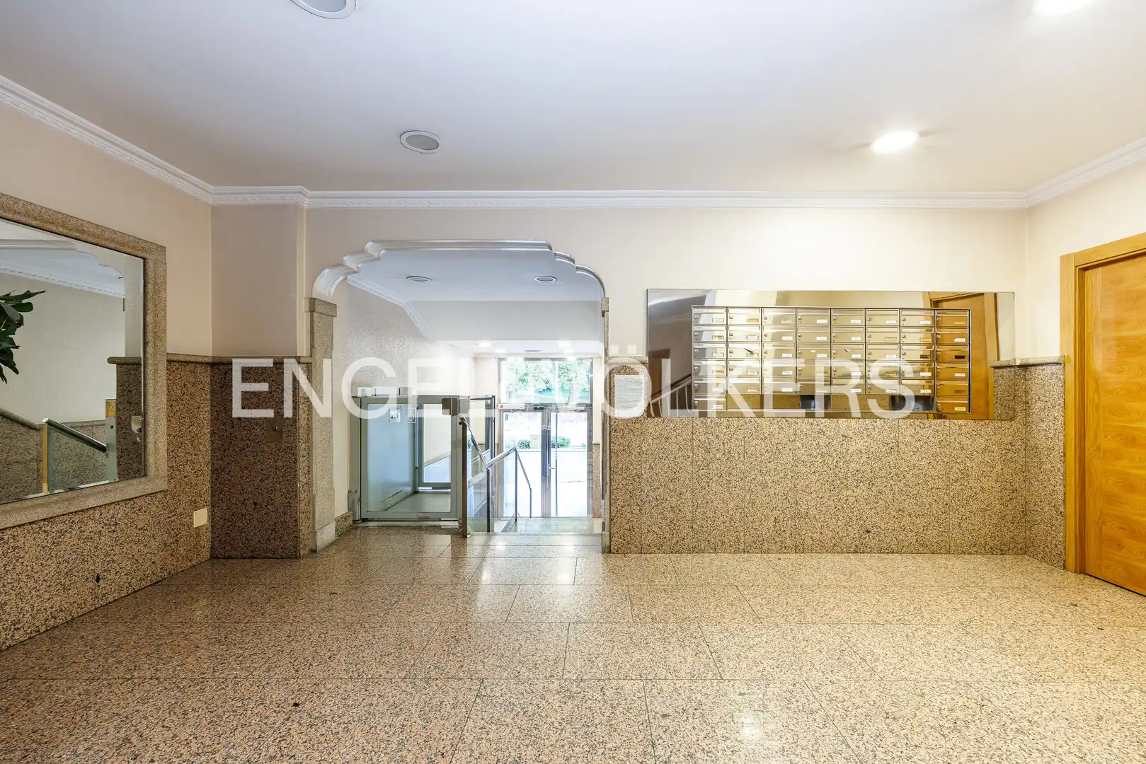 Flat with lift for sale in Sardoma - Castrelos, imagen 27