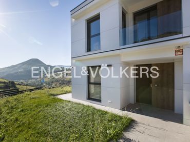 Reihenhaus mit Garten zum Verkauf in Urbanización Moreo
