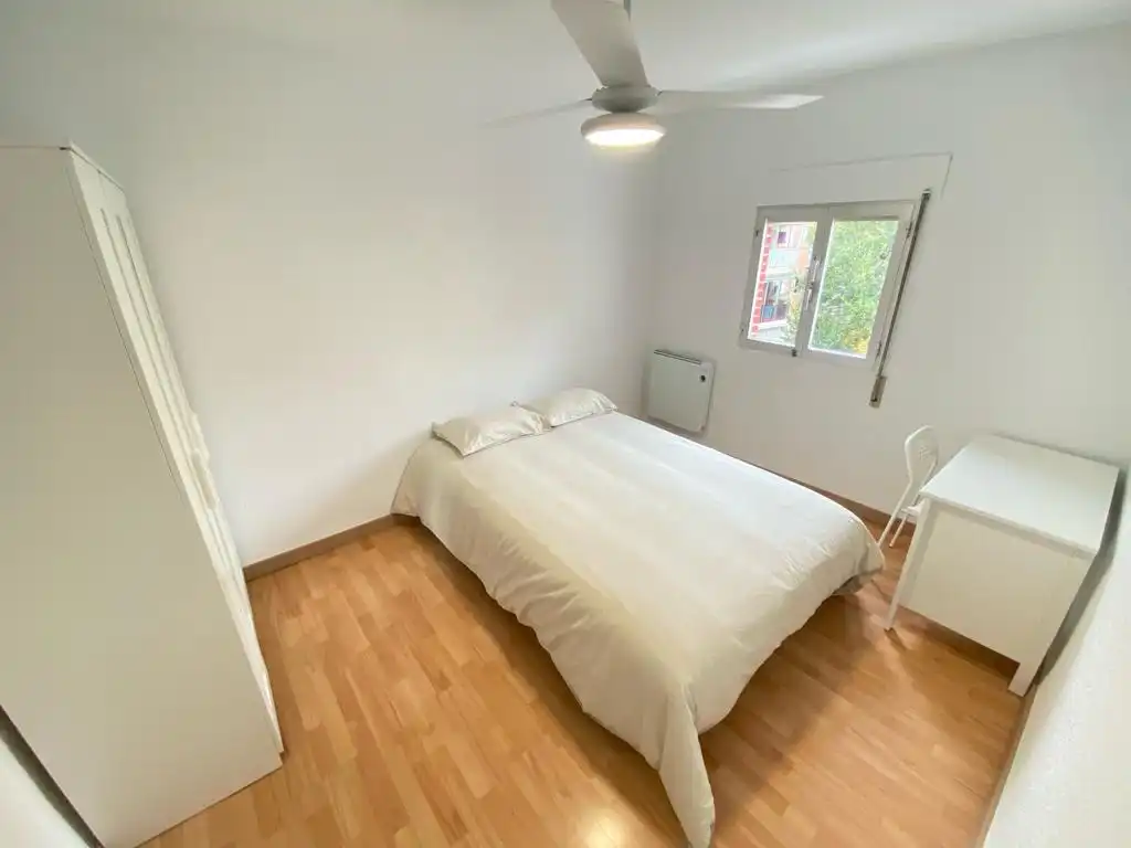 Habitación en Calle Orio, 5, Los Ángeles