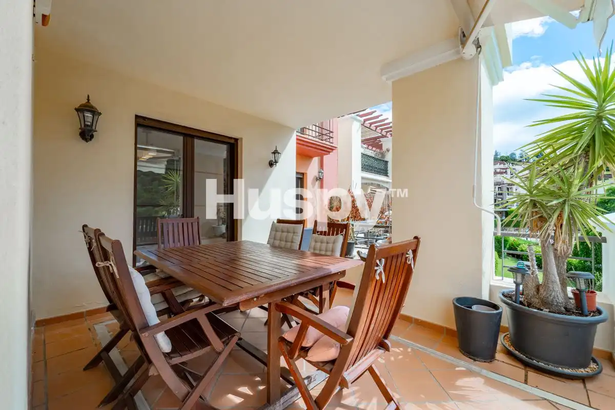 Appartamento con terrazza in vendita a Calle los Arqueros urbanización Jacarandas, imagen 4