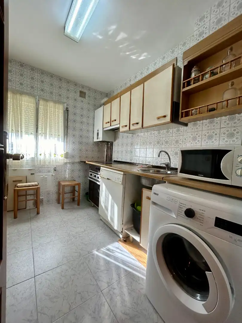 Cocina de Piso en venta en Segovia con Calefacción, Terraza y Trastero