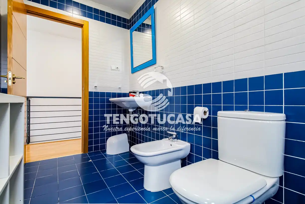 Bathroom of Detached homes for rent in Madrid  with Air Conditioner, Heating and Private garden