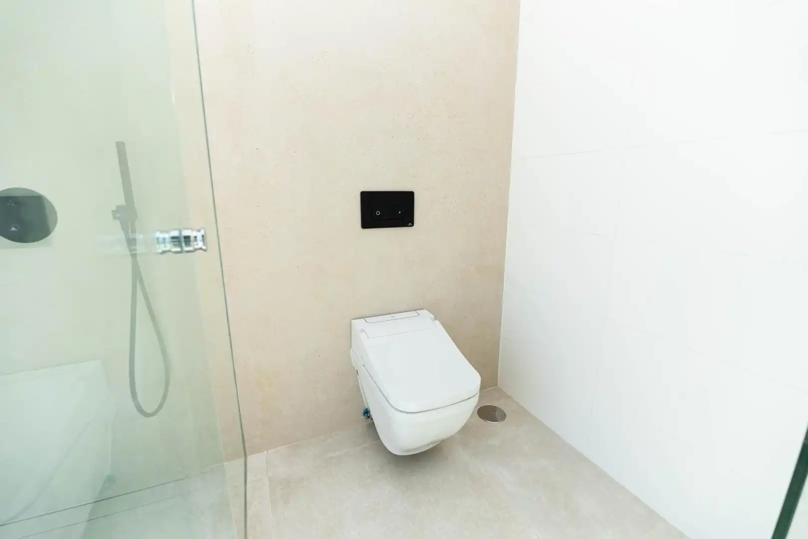Baño de Casa o chalet en venta en Marbella con Aire acondicionado, Jardín privado y Terraza