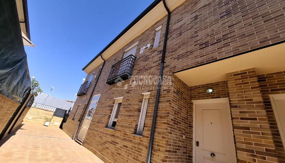 Foto 1 de Casa adosada en venda a Sur, Ávila
