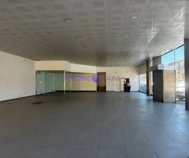 Nau industrial de lloguer a Avenida de Blas Infante, imagen 3