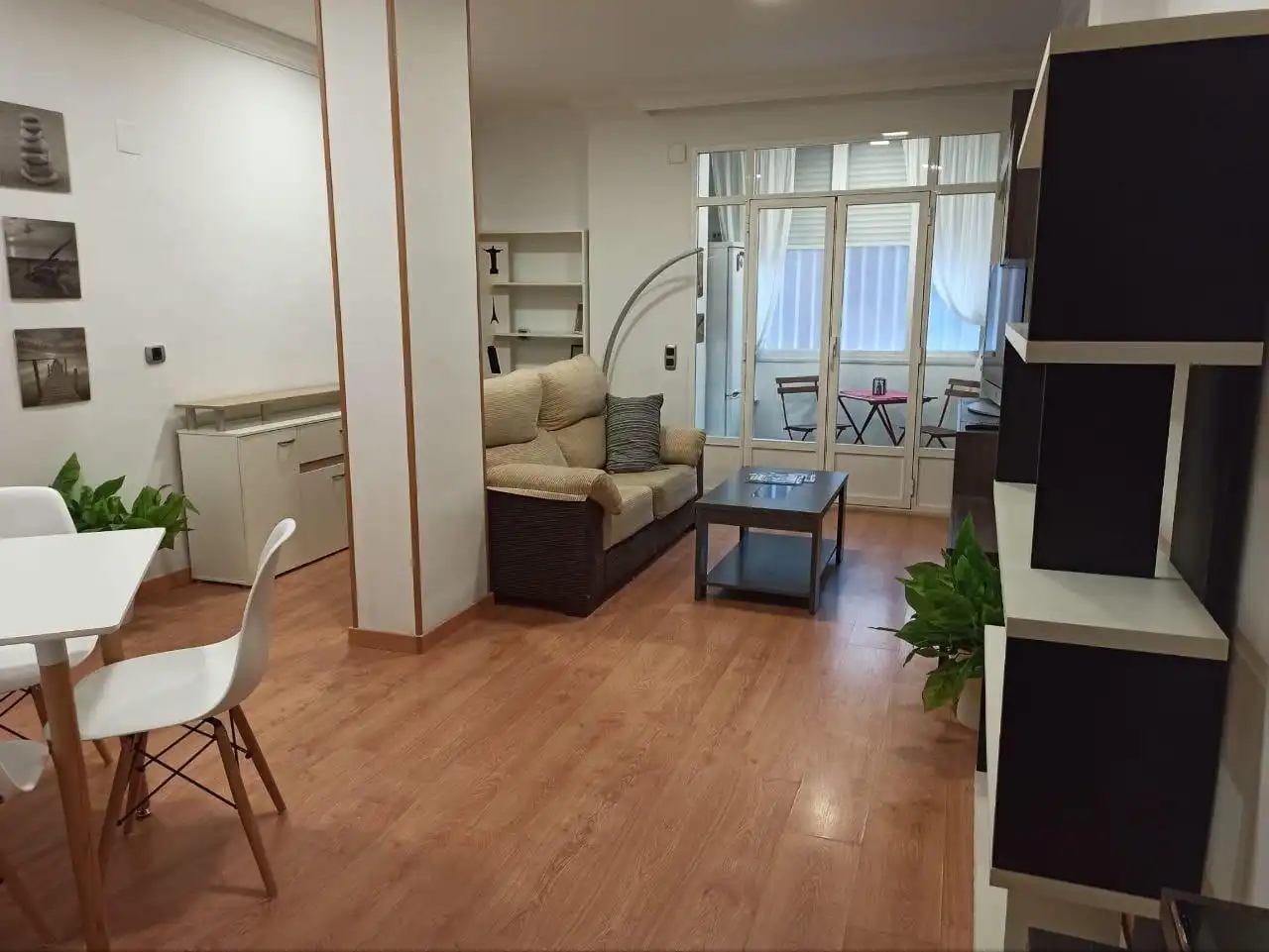 Sala d'estar de Planta baixa en venda en Getafe amb Aire condicionat i Terrassa