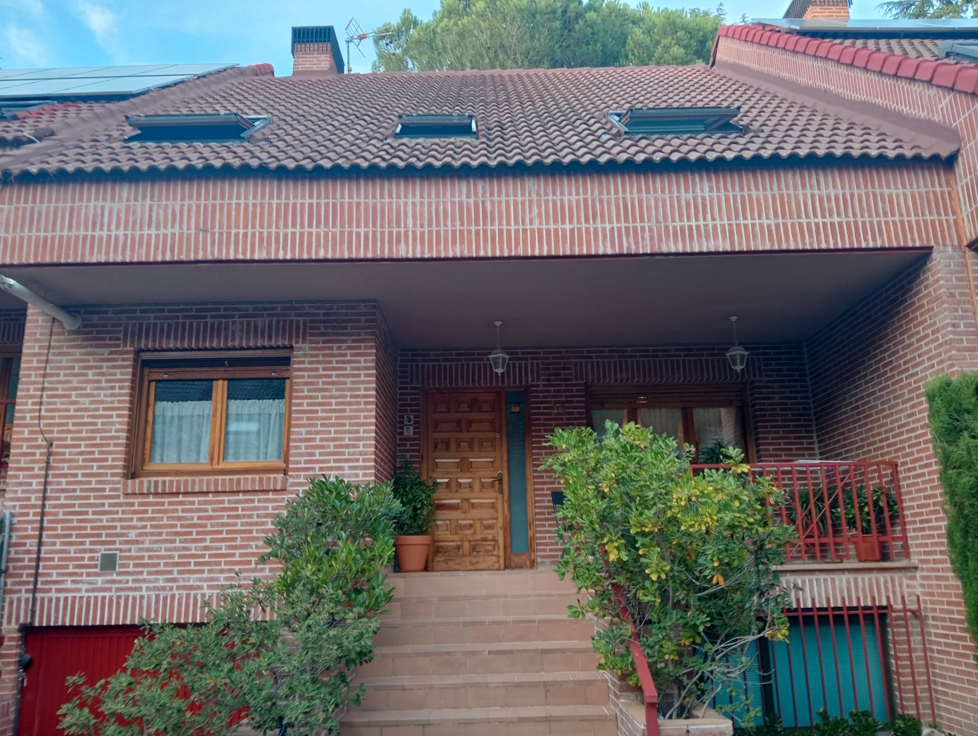 Exterior view of Single-family semi-detached for sale in Galapagar  with Heating, Private garden and Terrace